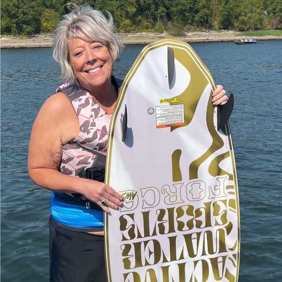 Jenuinestyles formerly Jenmuniz75 is live from Palm Desert CA 🇺🇸🇺🇸 - Picture 10 of 12